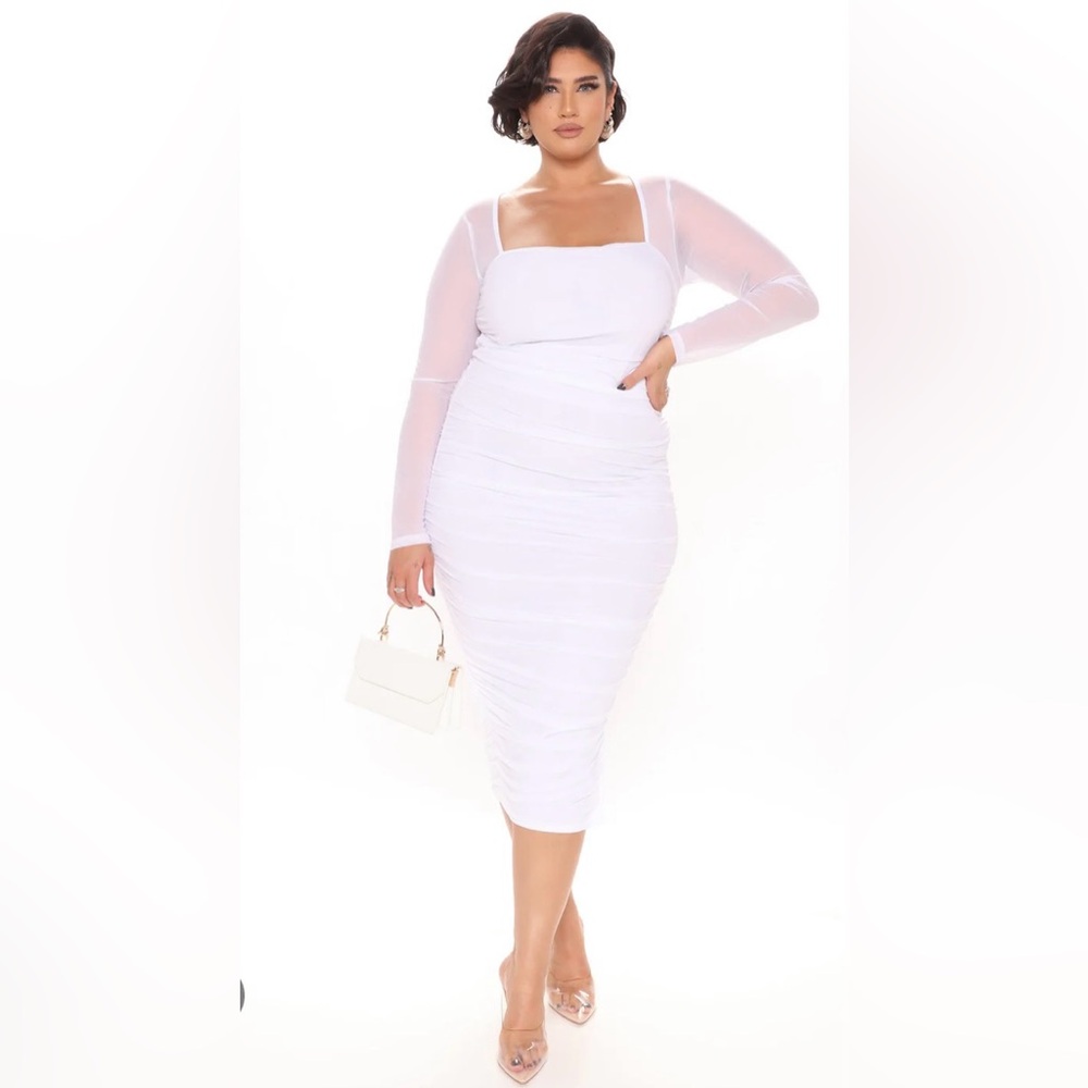 NWT. Fashion Nova. ﻿﻿Oh So Fresh Midi Dress. Large.